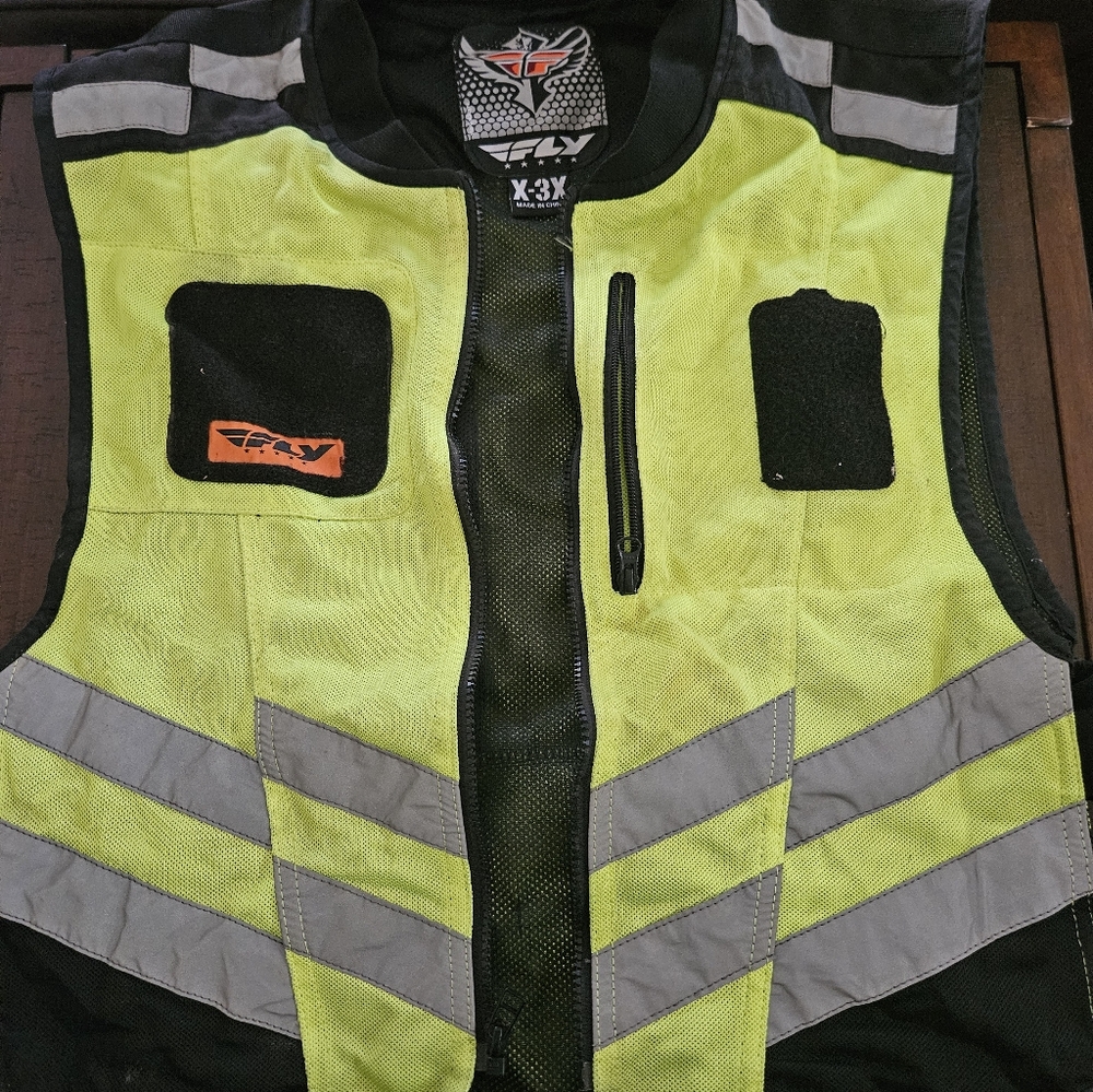 Fly Racing High-Visibility Vest - Picture 3 of 10